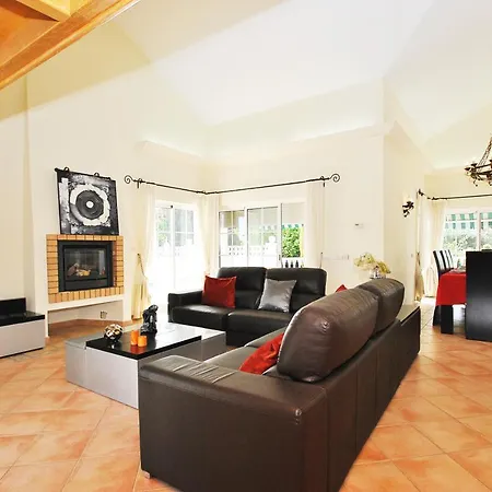 Hollywood Villa Almancil